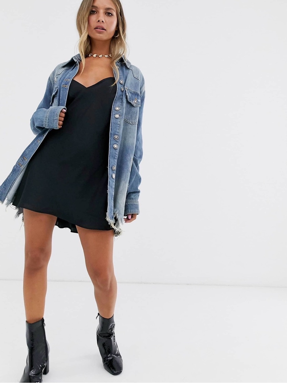 Free People Moonchild Shirt Jacket Button Up Distressed Indigo Blue Sz Small EUC